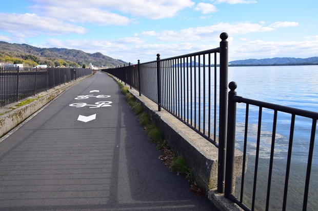 ���h�C���]�ԓ�