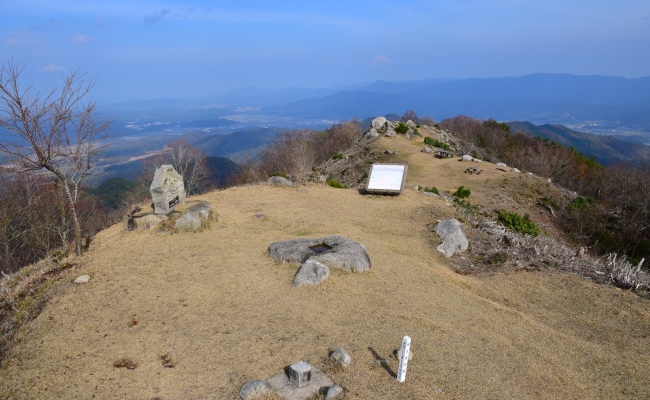 �鍻�R�R��